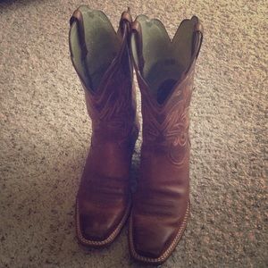 Women’s Ariat boot 9.5B